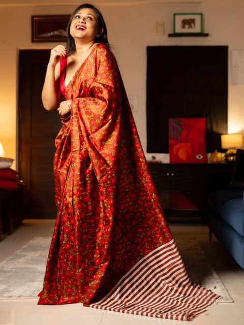 eho_earth_Whispers_of_artistry_brown_red_mulberry_silk_saree