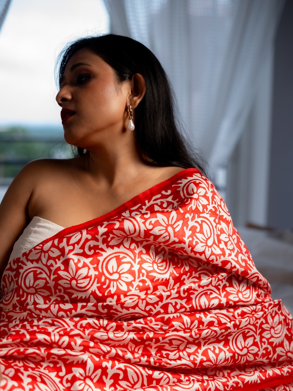 Guldar-red-silk-saree