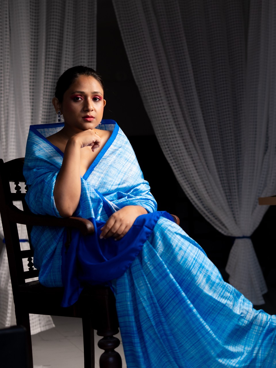 Lehravi-blue-silk-saree
